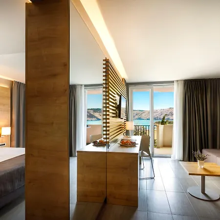 San Marino ホテル ロパール