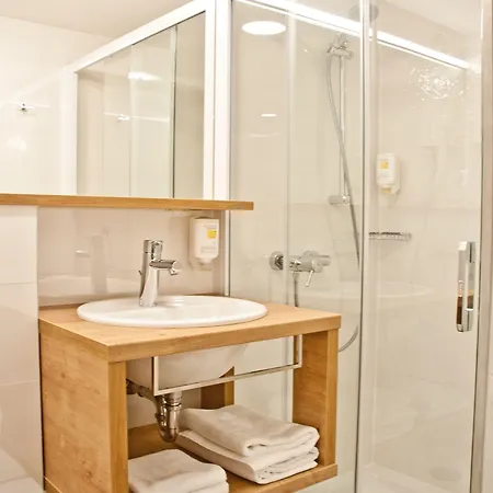 San Marino 호텔 로파르